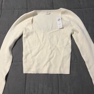 Abercrombie & Fitch Cream Cropped Sweater, Size Small